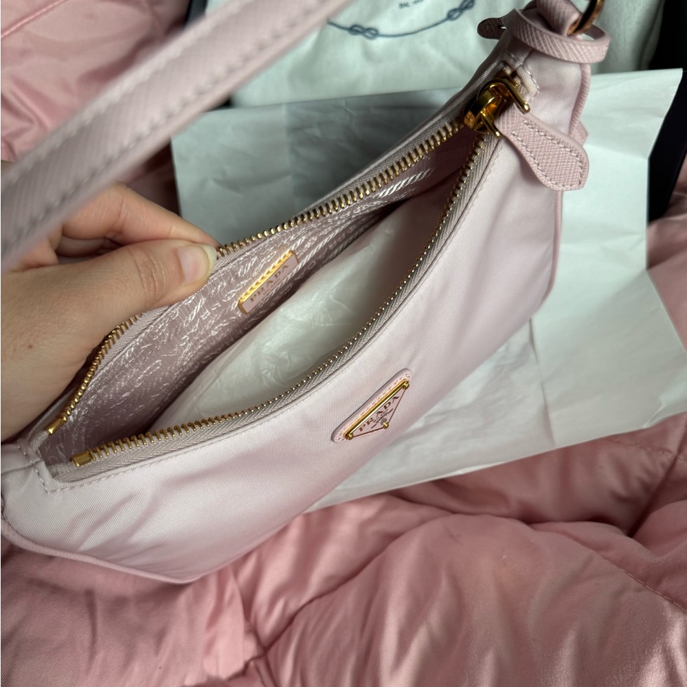 Prada Re-Edition 2005 Re-Nylon and Saffiano mini bag - Picture 6 of 10